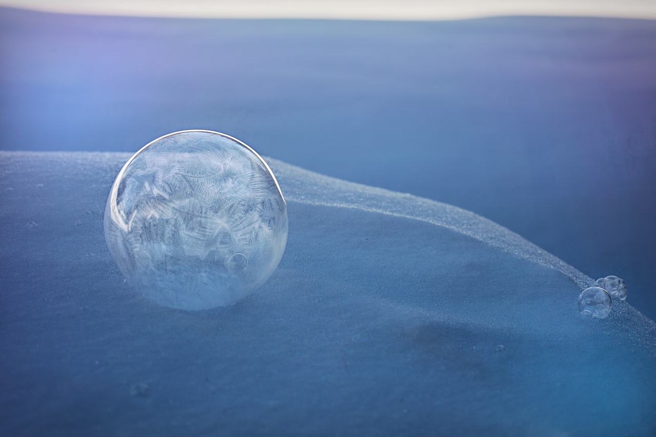 frozen bubble  bubble  ice free photo