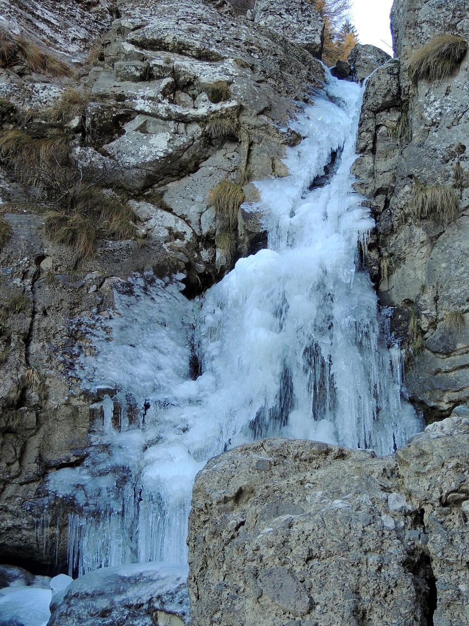 frozen waterfall water ice free photo