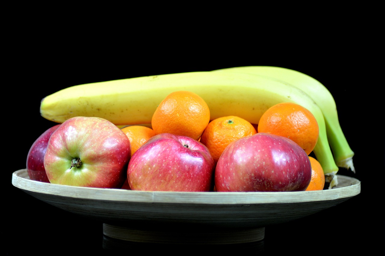 fruit apples bananas free photo