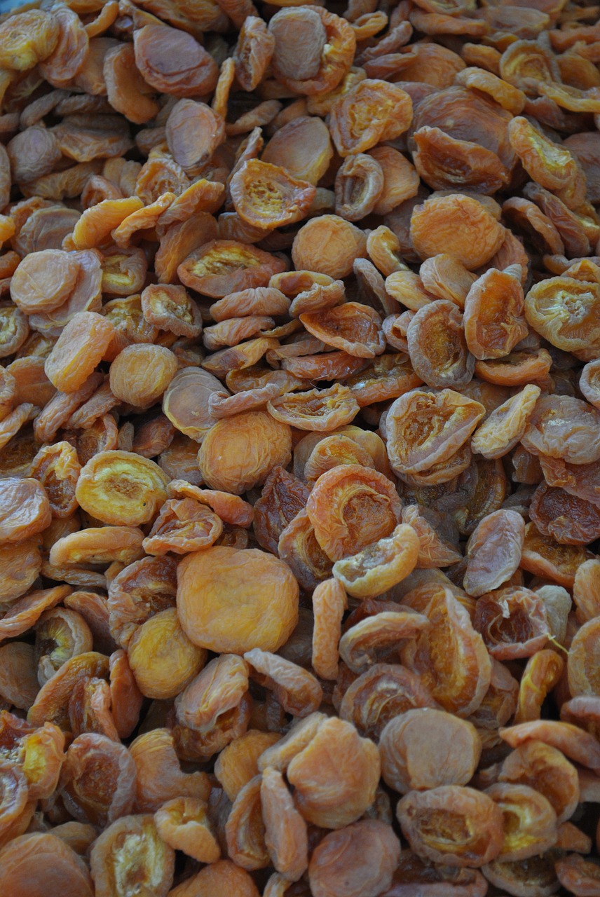 fruit dry dried fruits free photo