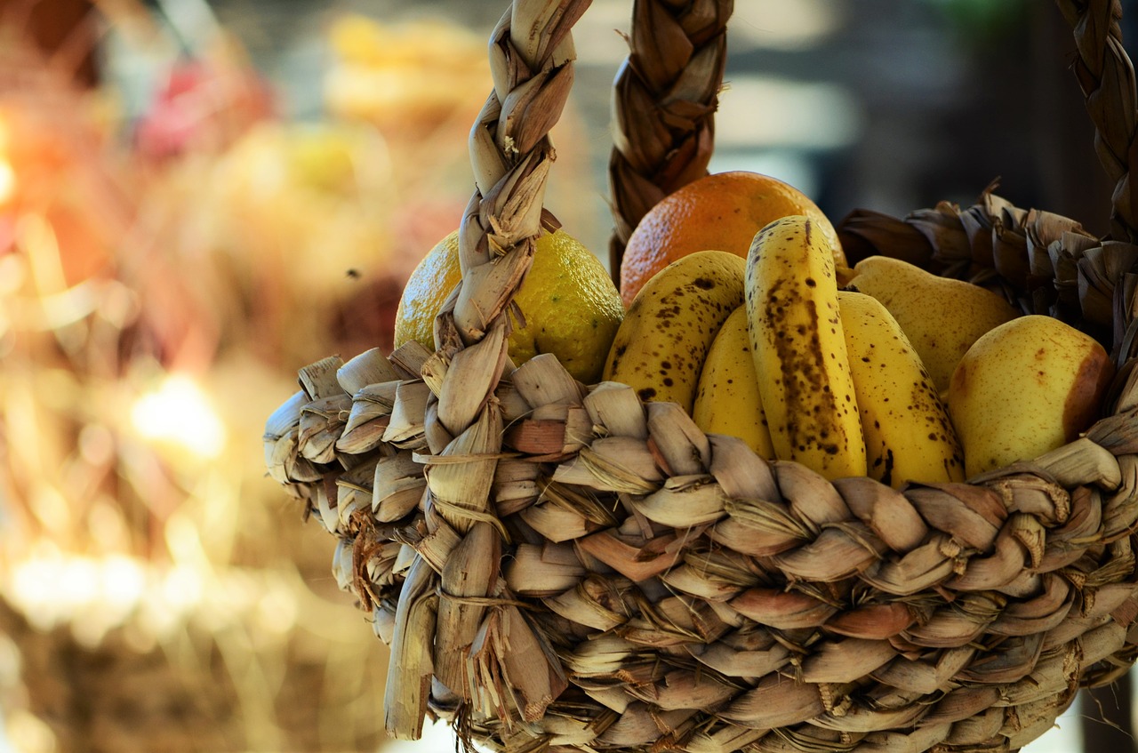 fruit fruit basket wicker free photo