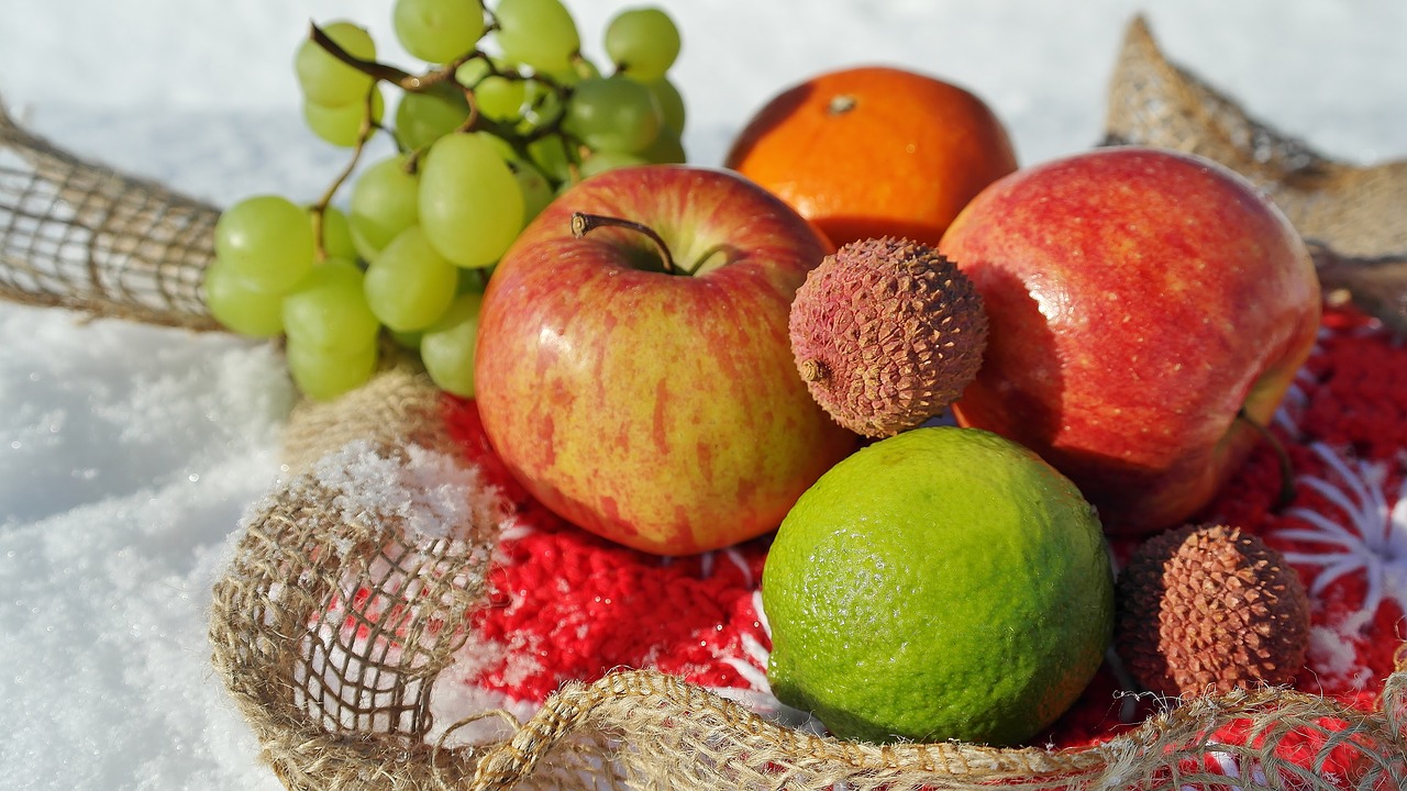 fruit apple mandarin free photo