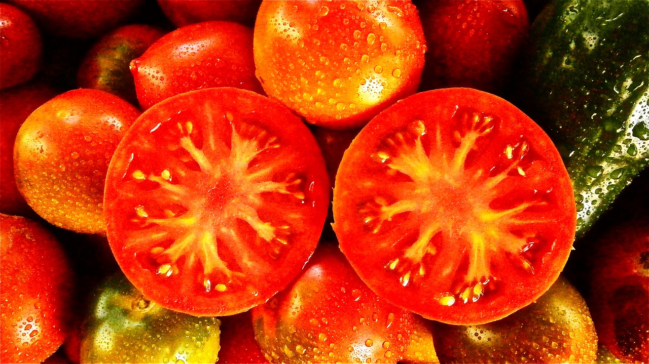 fruit tomato vegetable free photo