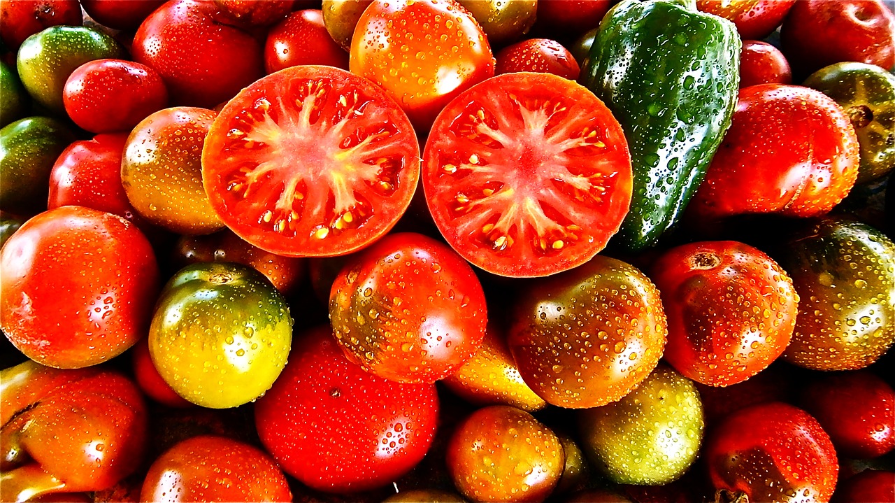 fruit tomato vegetable free photo