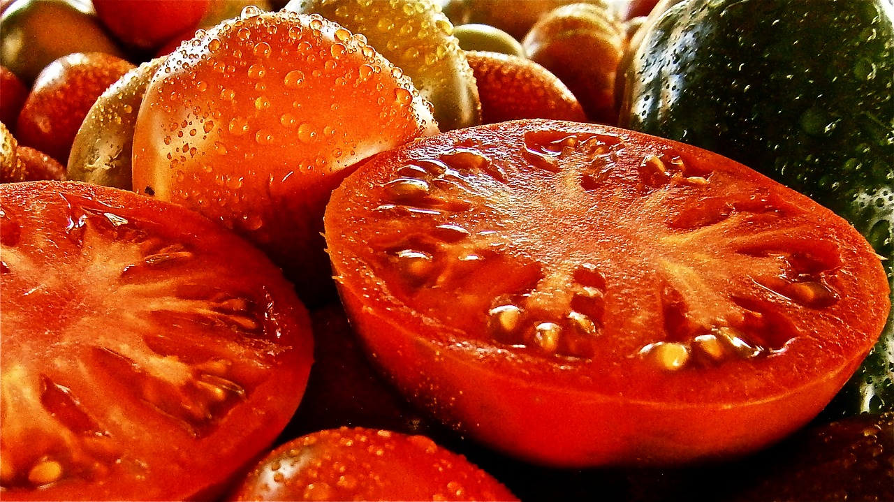 fruit tomato vegetable free photo