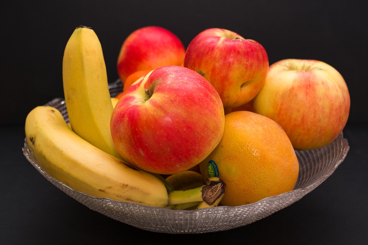 fruit apple banana free photo