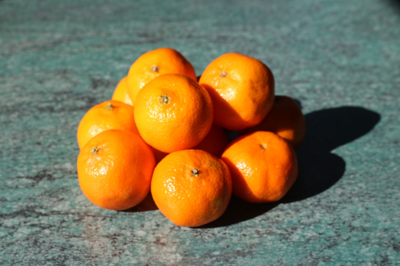fruit oranges clementines free photo