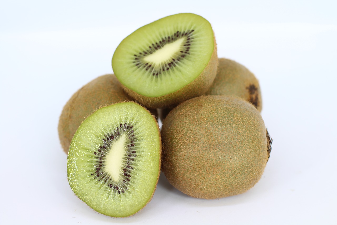 fruit  tropical  kiwi free photo