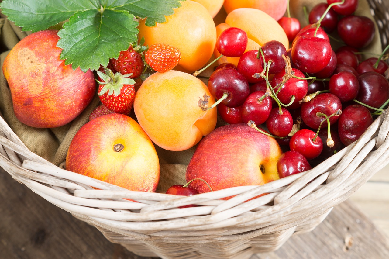 fruit  peaches  mediterranean free photo