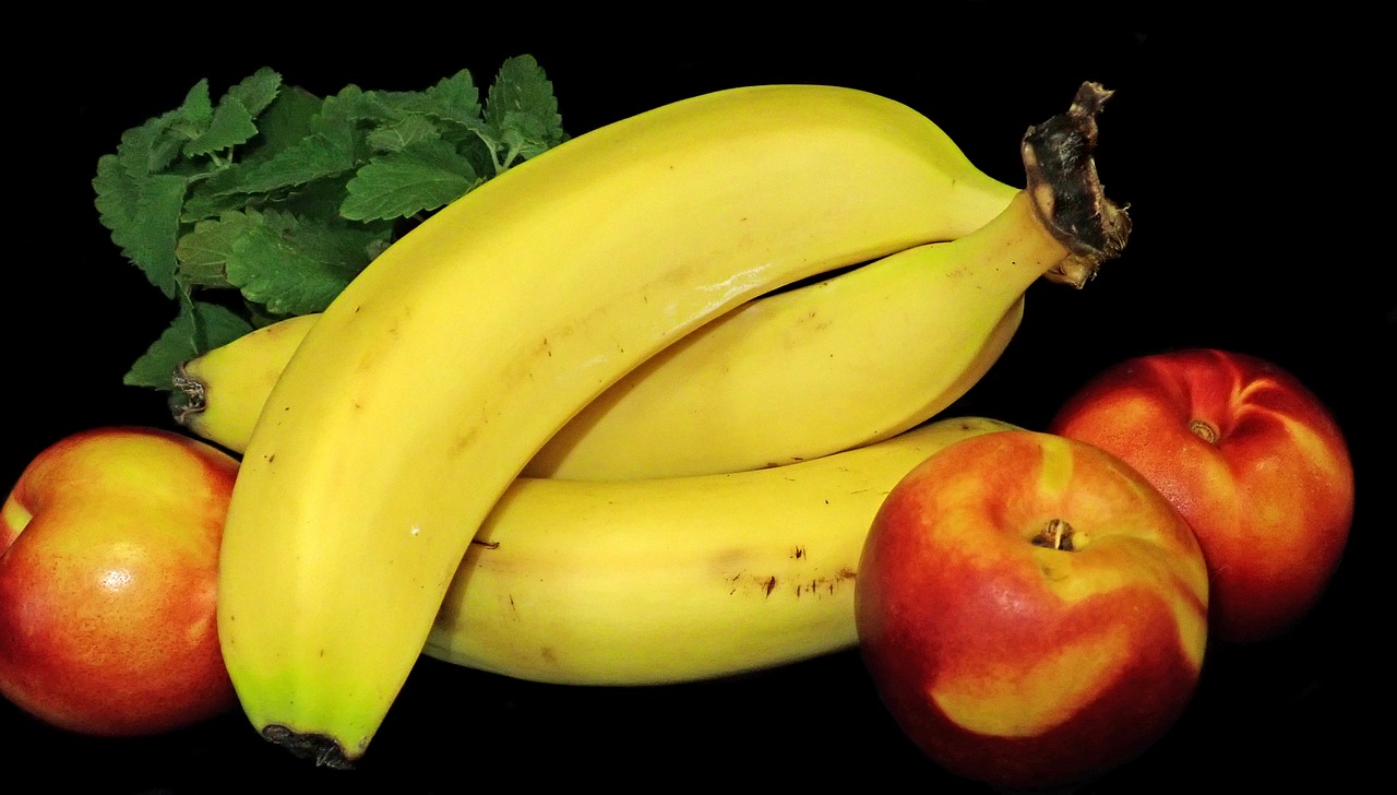 fruit  bananas  nectarines free photo