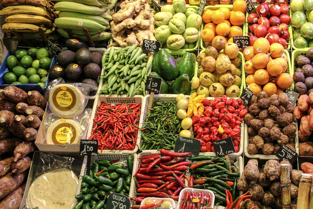 fruit vegetables market free photo