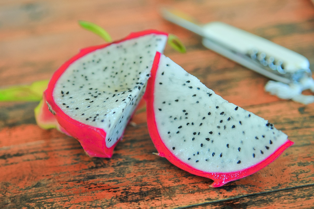 fruit dragonfruit pitaya free photo