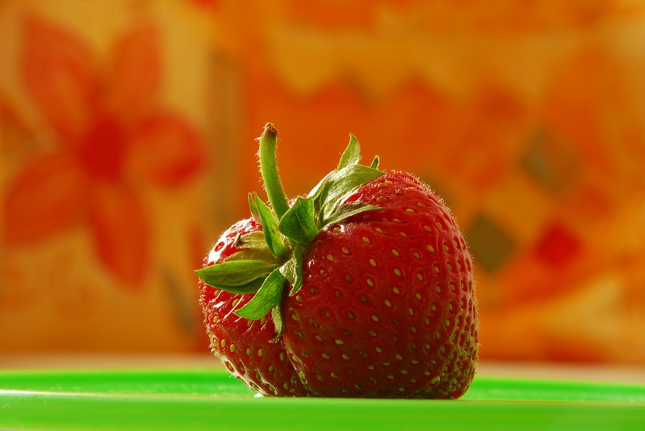 fruit strawberry red free photo