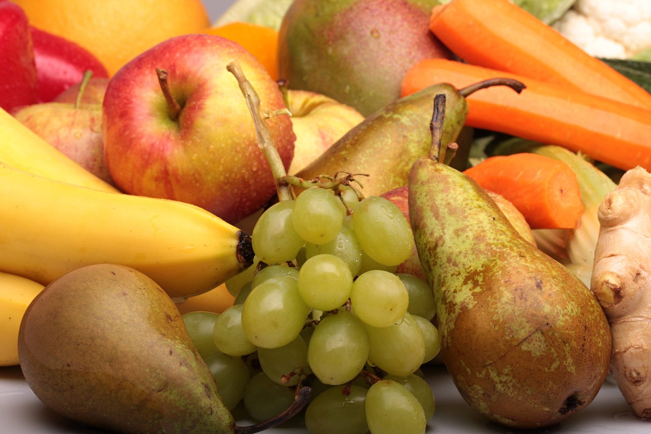 fruit still life apple free photo