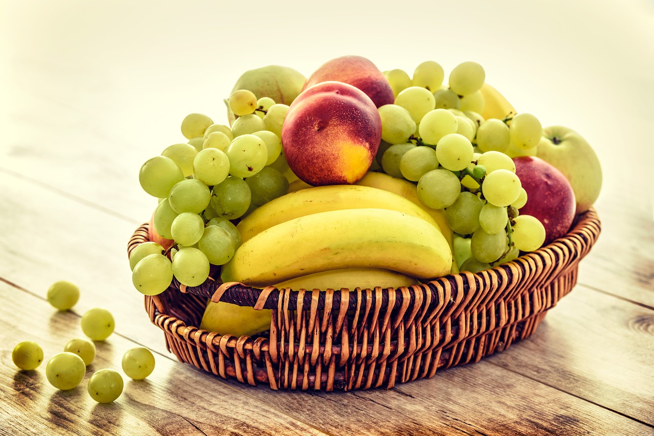 fruit basket bananas grapes free photo