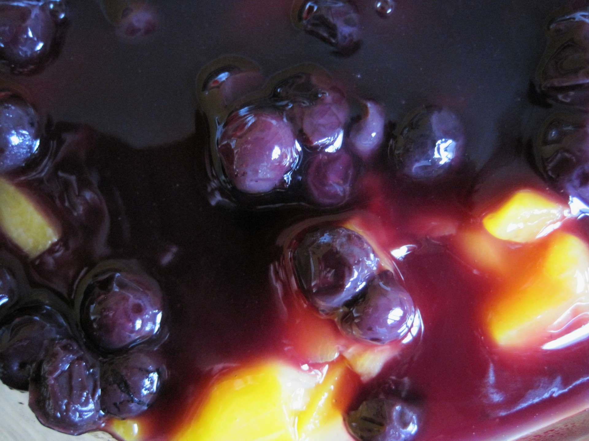 fruit berries sauce free photo