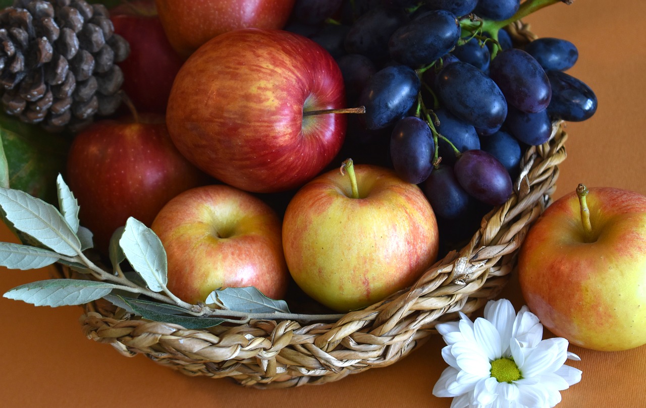 fruits  fruit basket  basket free photo