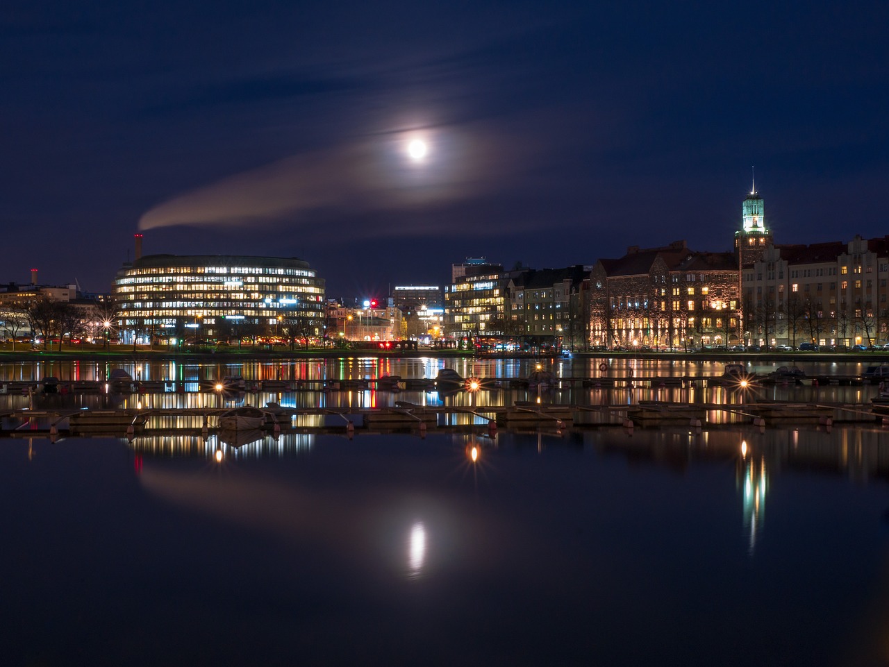 full moon  moon  cityscape free photo