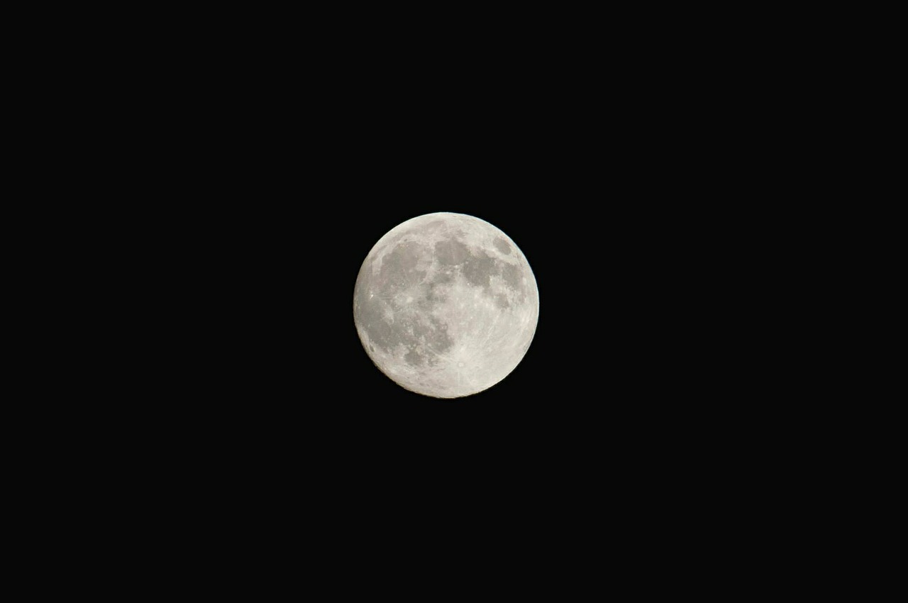 full moon luna sky free photo