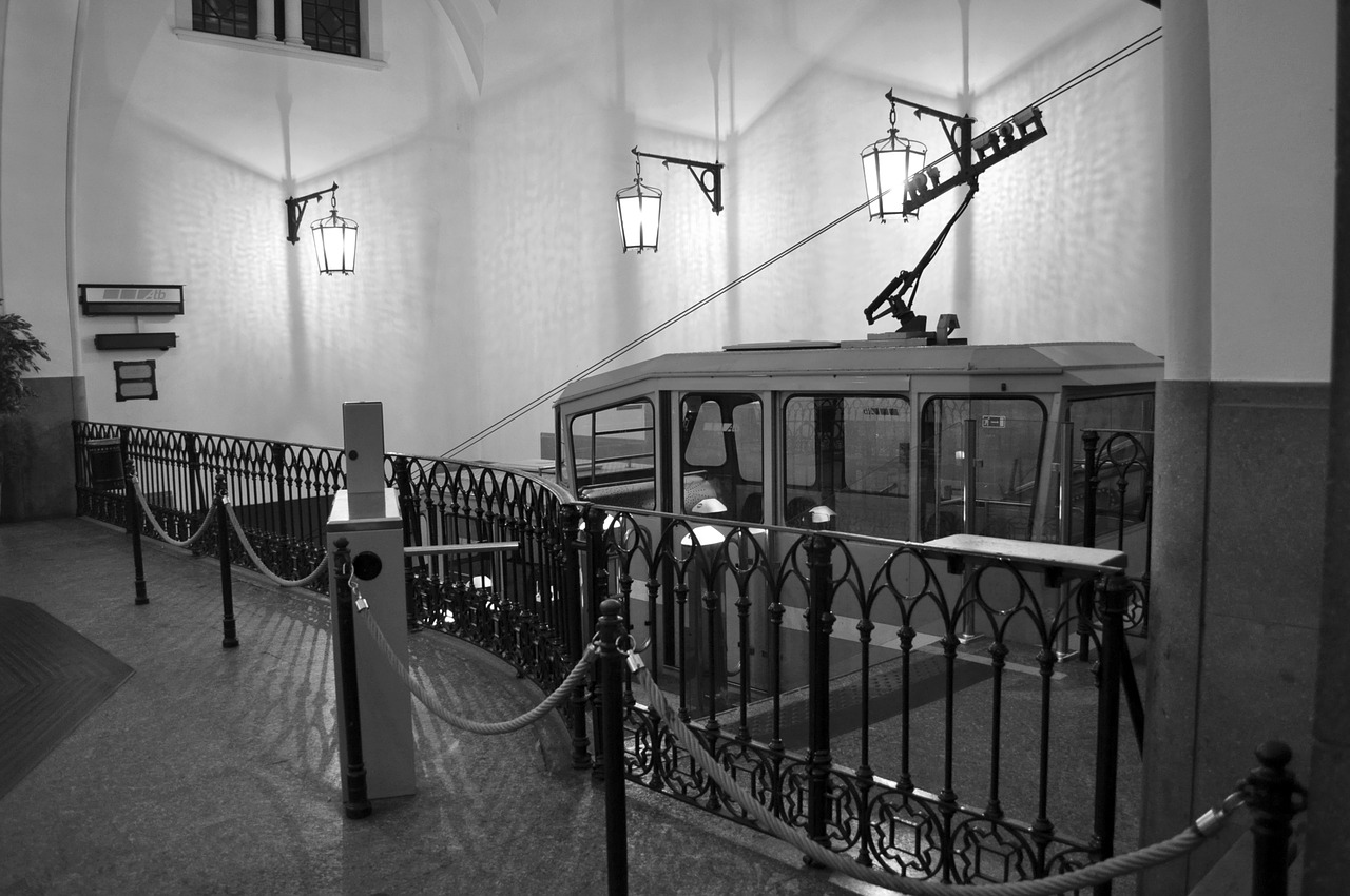 funicular  bergamo  trip free photo