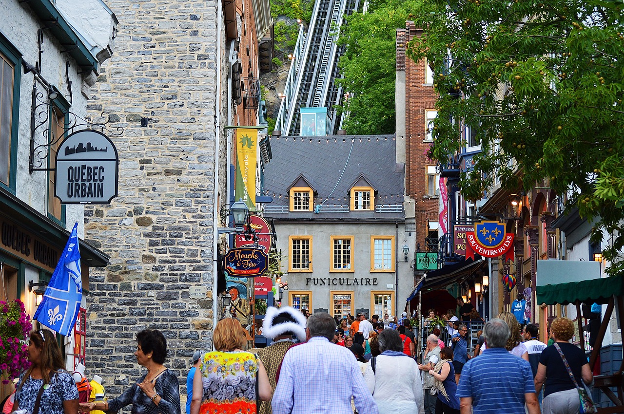 funicular tourists quebec free photo