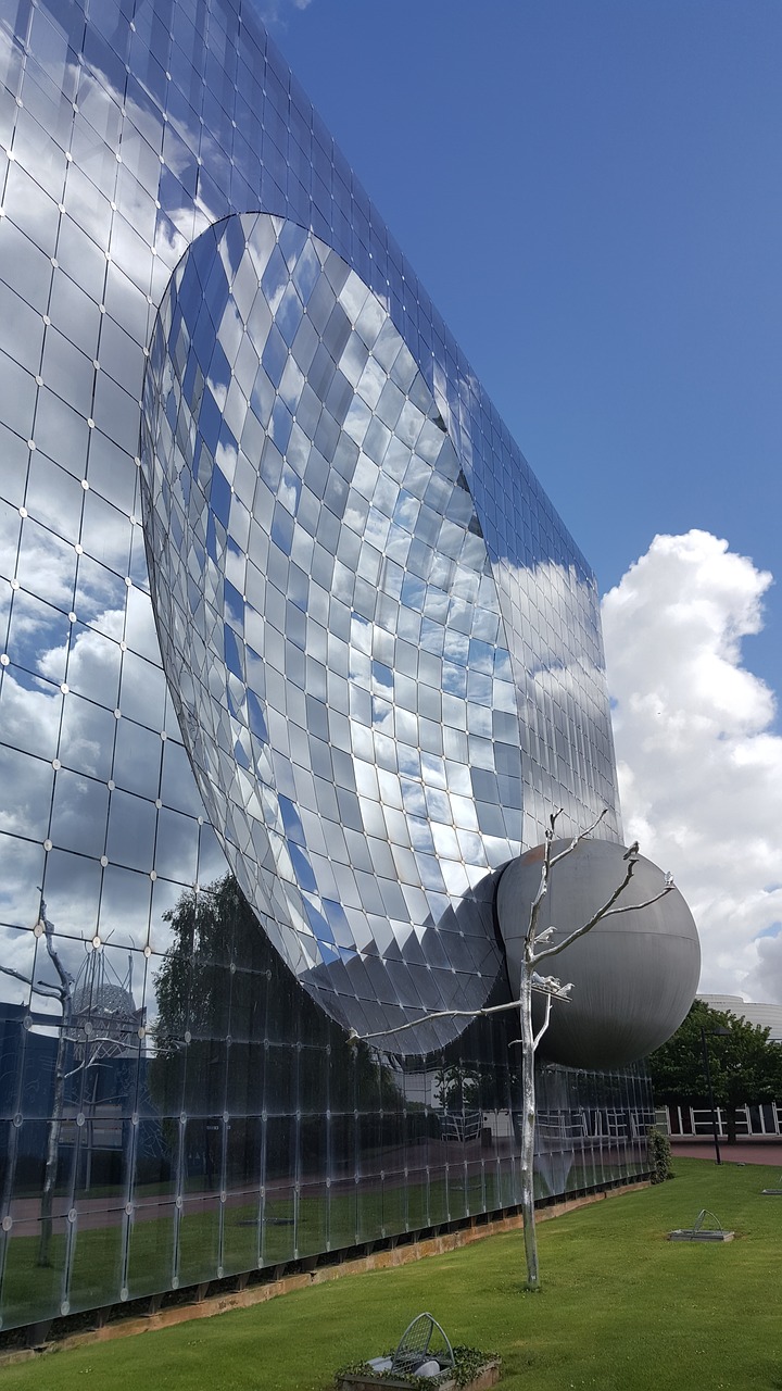 futuroscope facade mirrors free photo