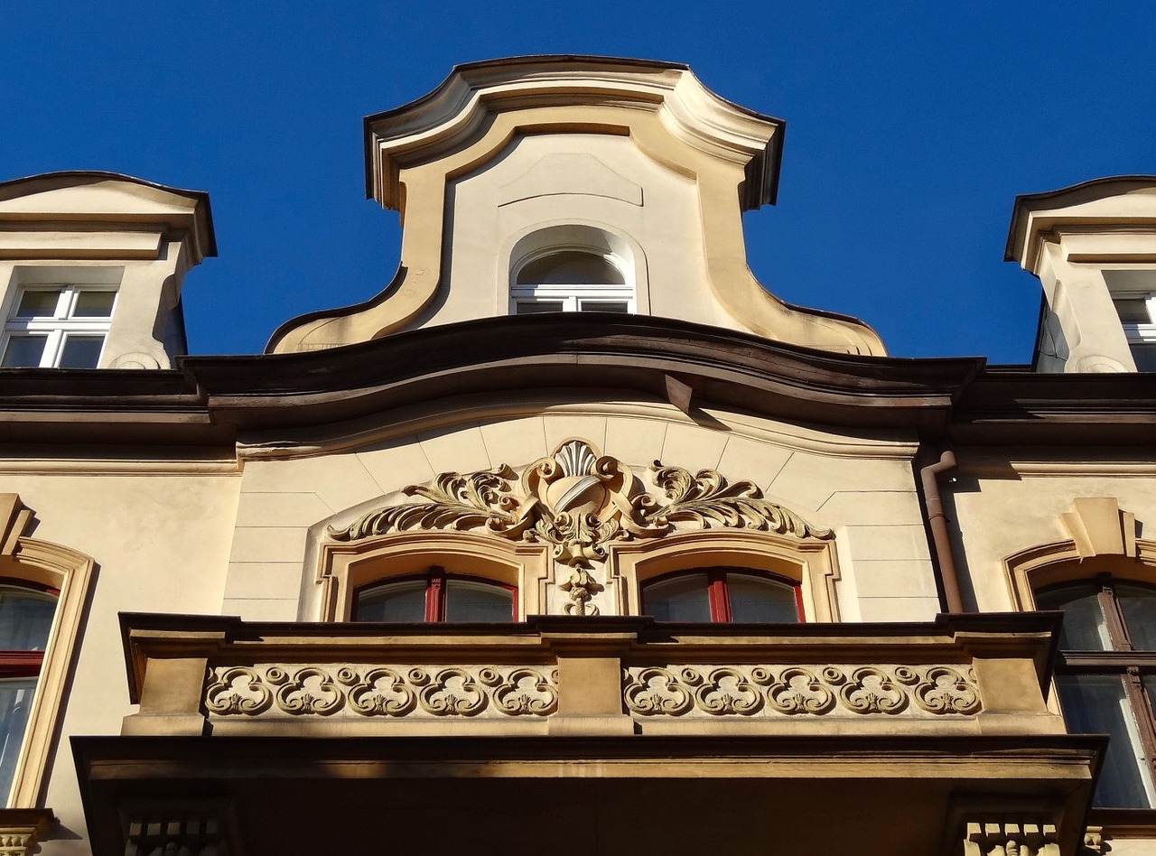 gable pediment architecture free photo