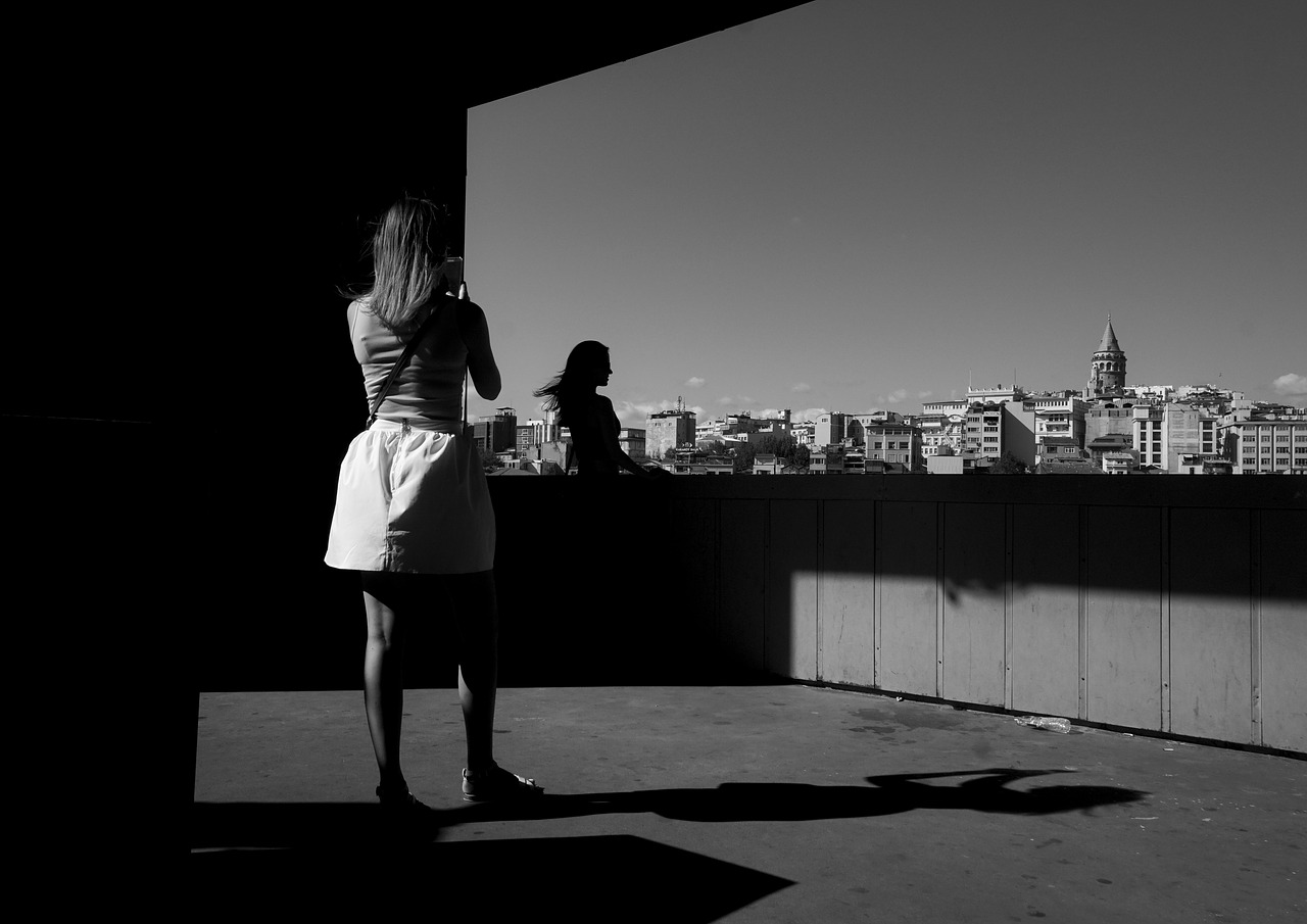 galata women's shadow free photo