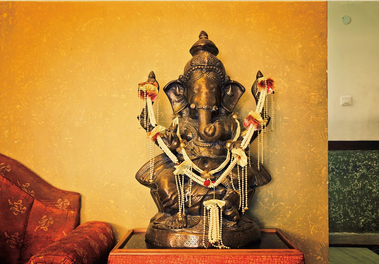 ganesha sculpture india free photo