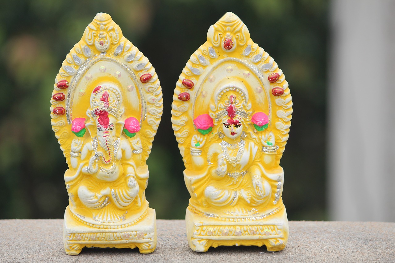 Ganesha,lakshmi,god,goddess,idols - free image from needpix.com