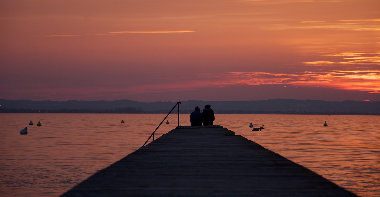 garadasee dusk lake free photo