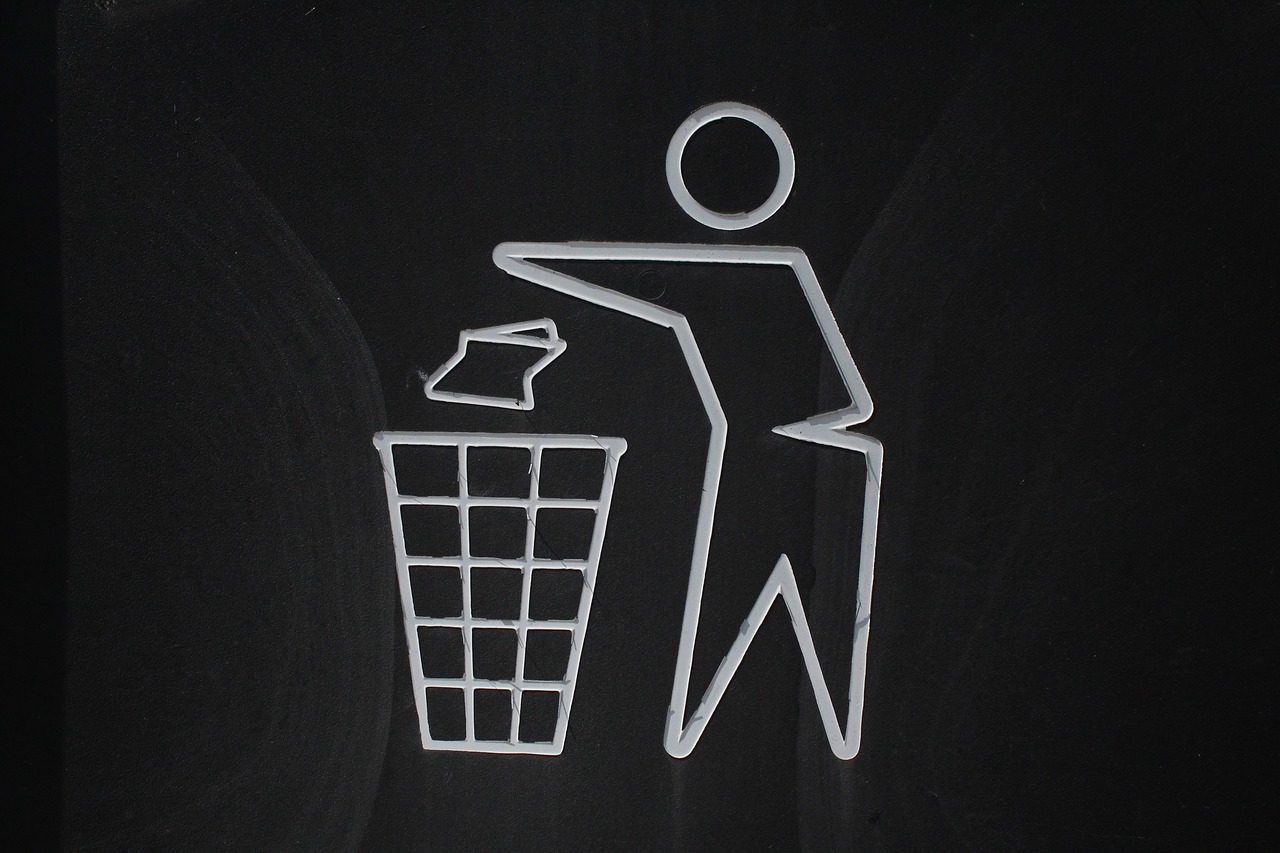 garbage can  symbol free pictures free photo