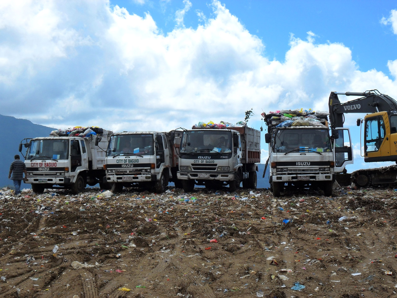 garbage trucks dump free photo