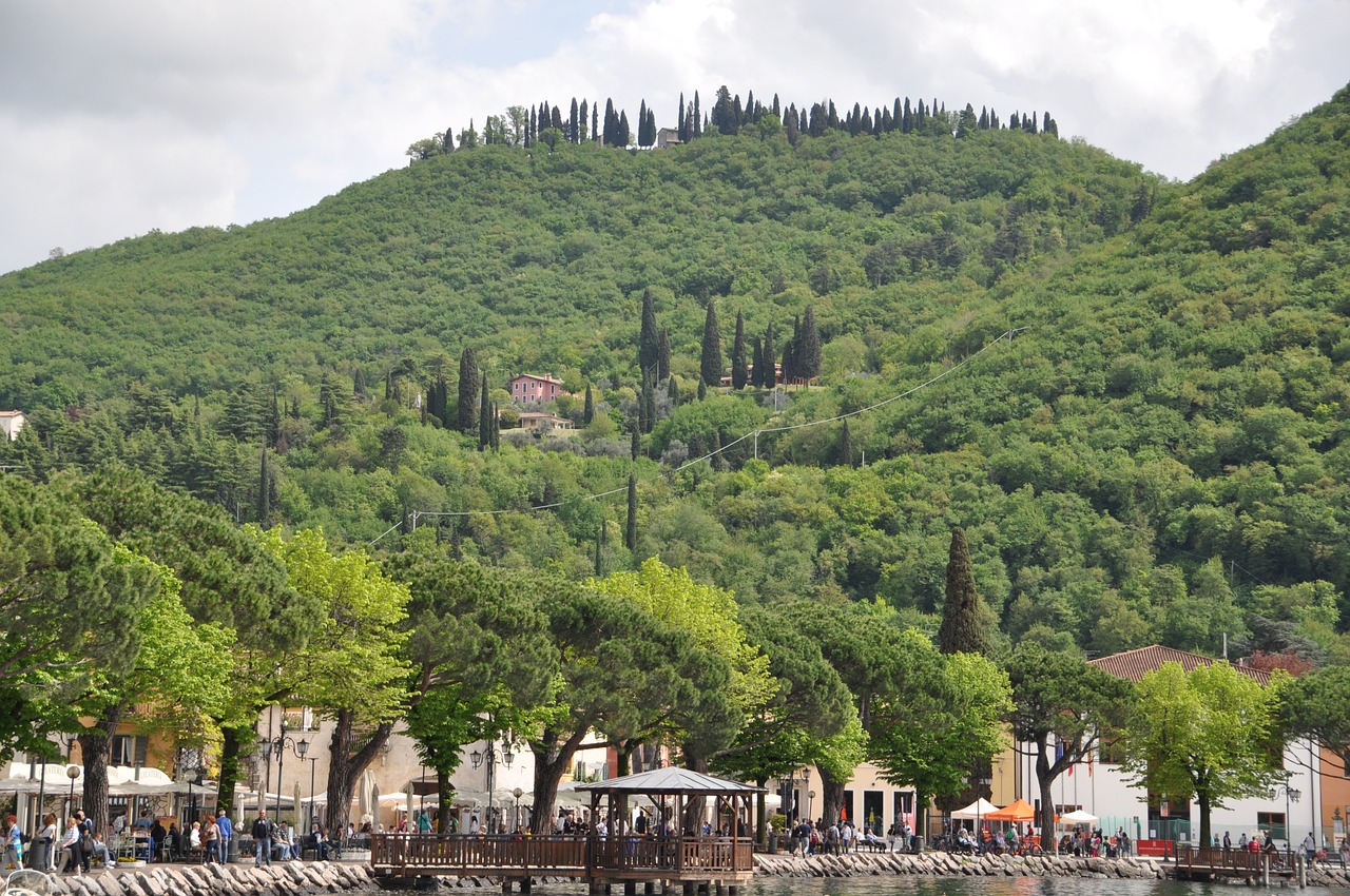 garda promenade italy free photo