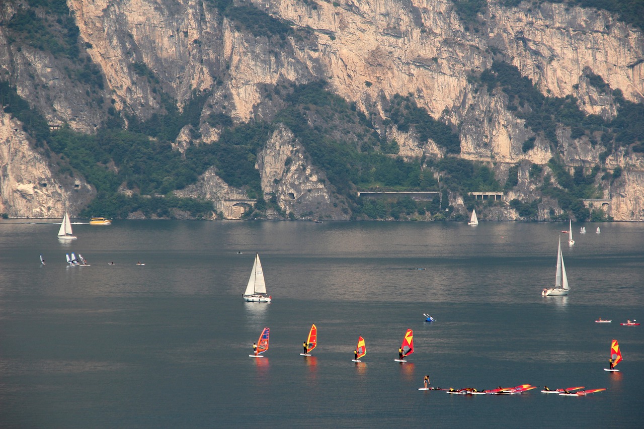 garda italy lake free photo