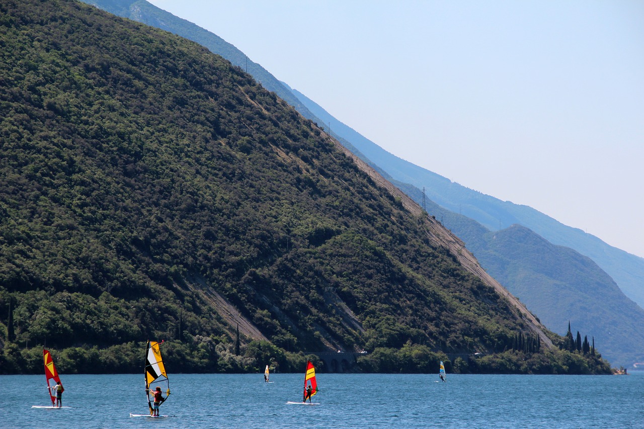 garda italy lake free photo