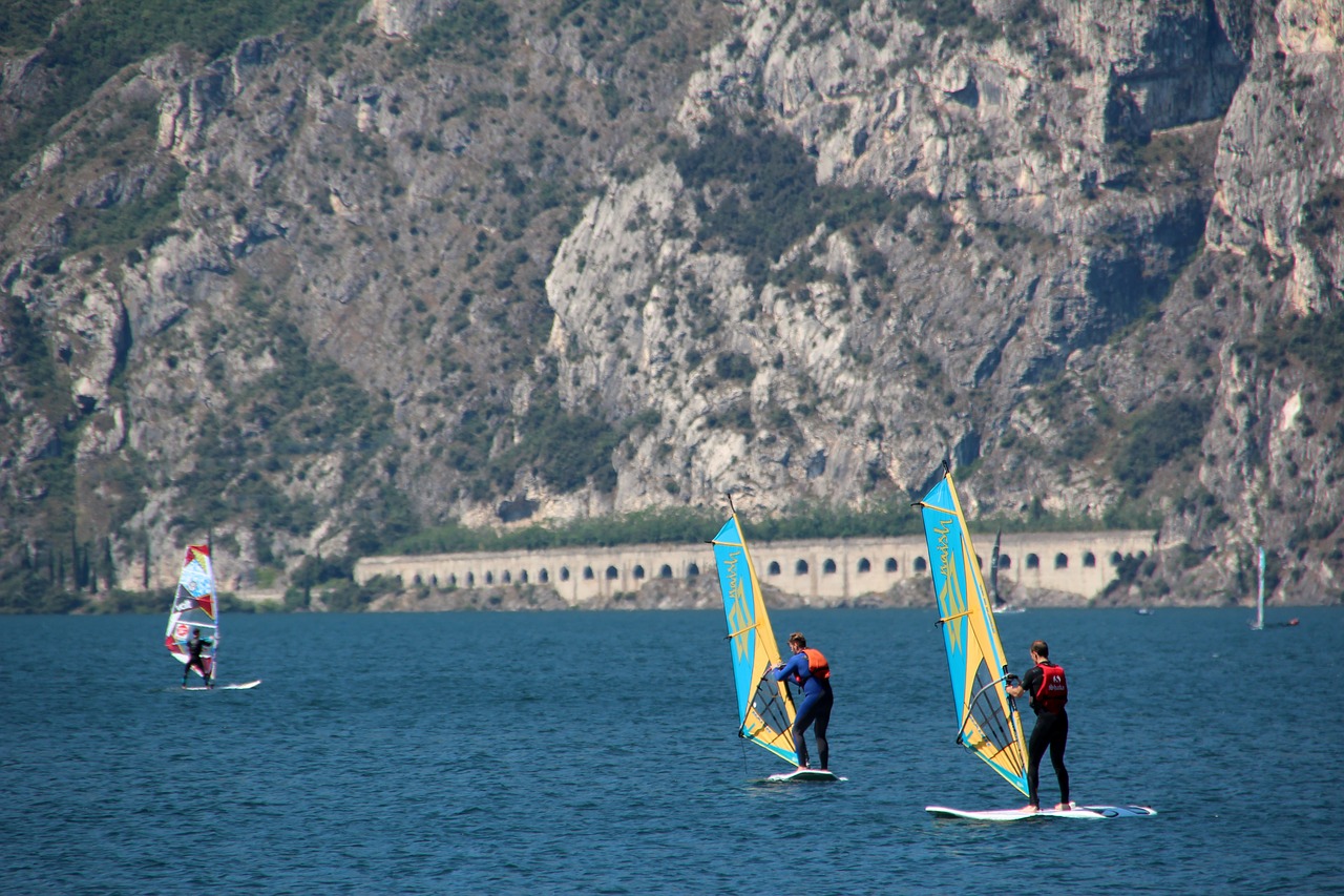 garda italy lake free photo