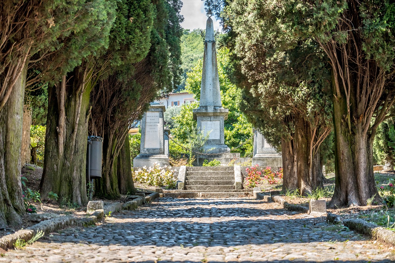 garda  italy  landscape free photo