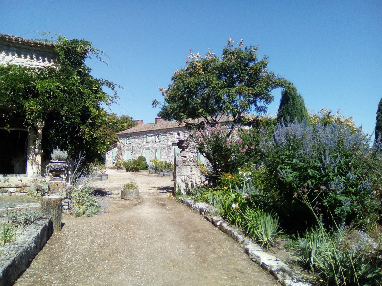 garden sardy dordogne free photo