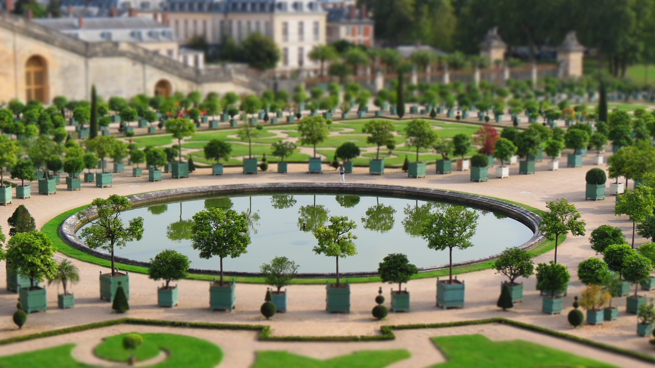 garden versailles castle free photo