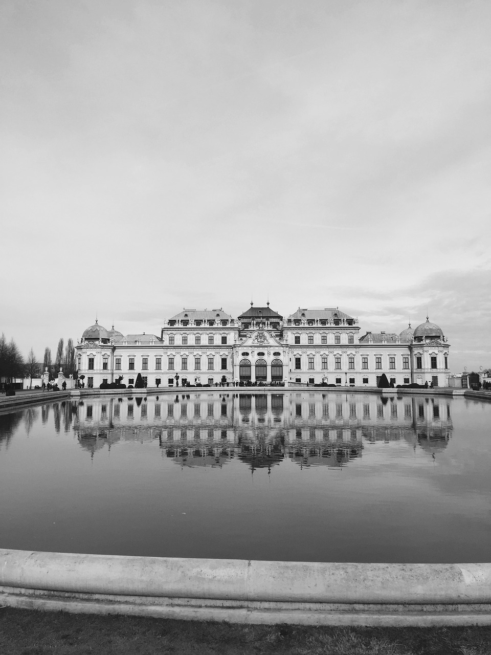 garden museum black and white free photo