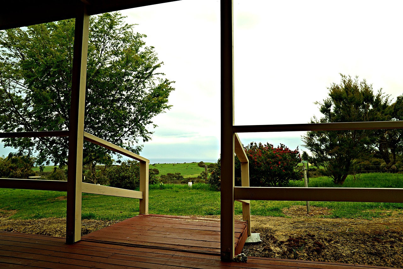 garden doorway rural free photo