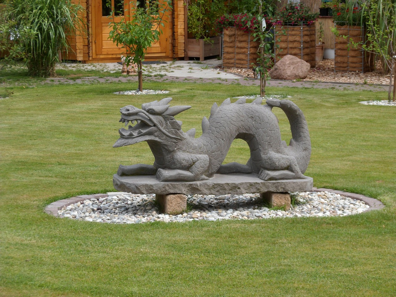 garden asia dragon free photo