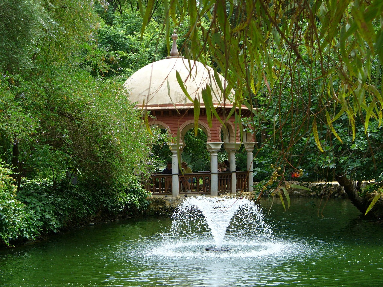 garden park fountain free photo