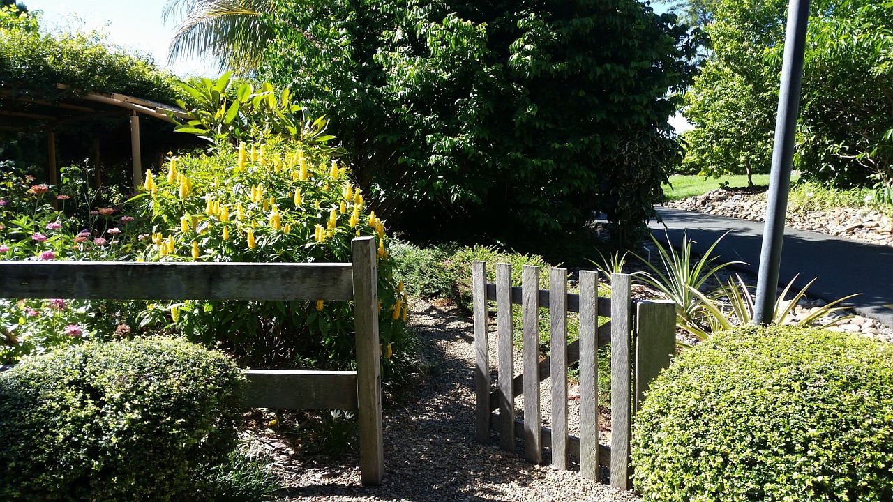 garden gate fence free photo