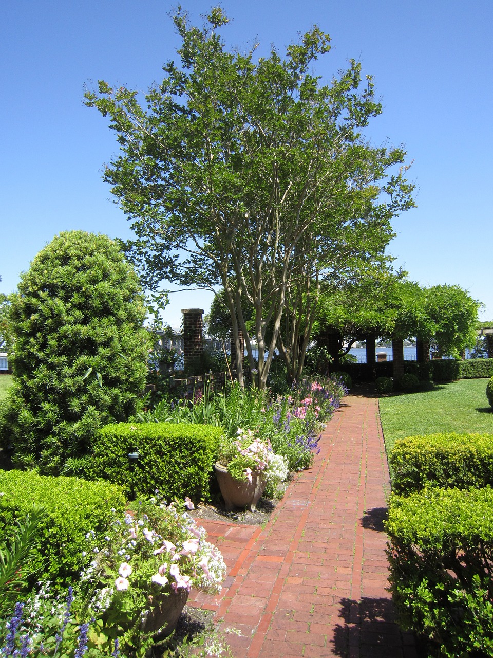 garden landscape path free photo