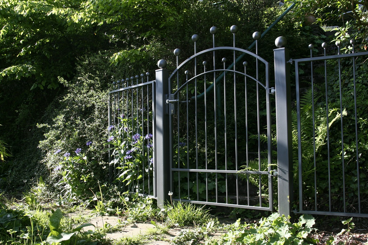 garden gate garden fence free photo