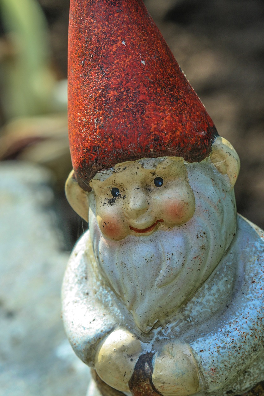 garden gnome brownie ornament free photo