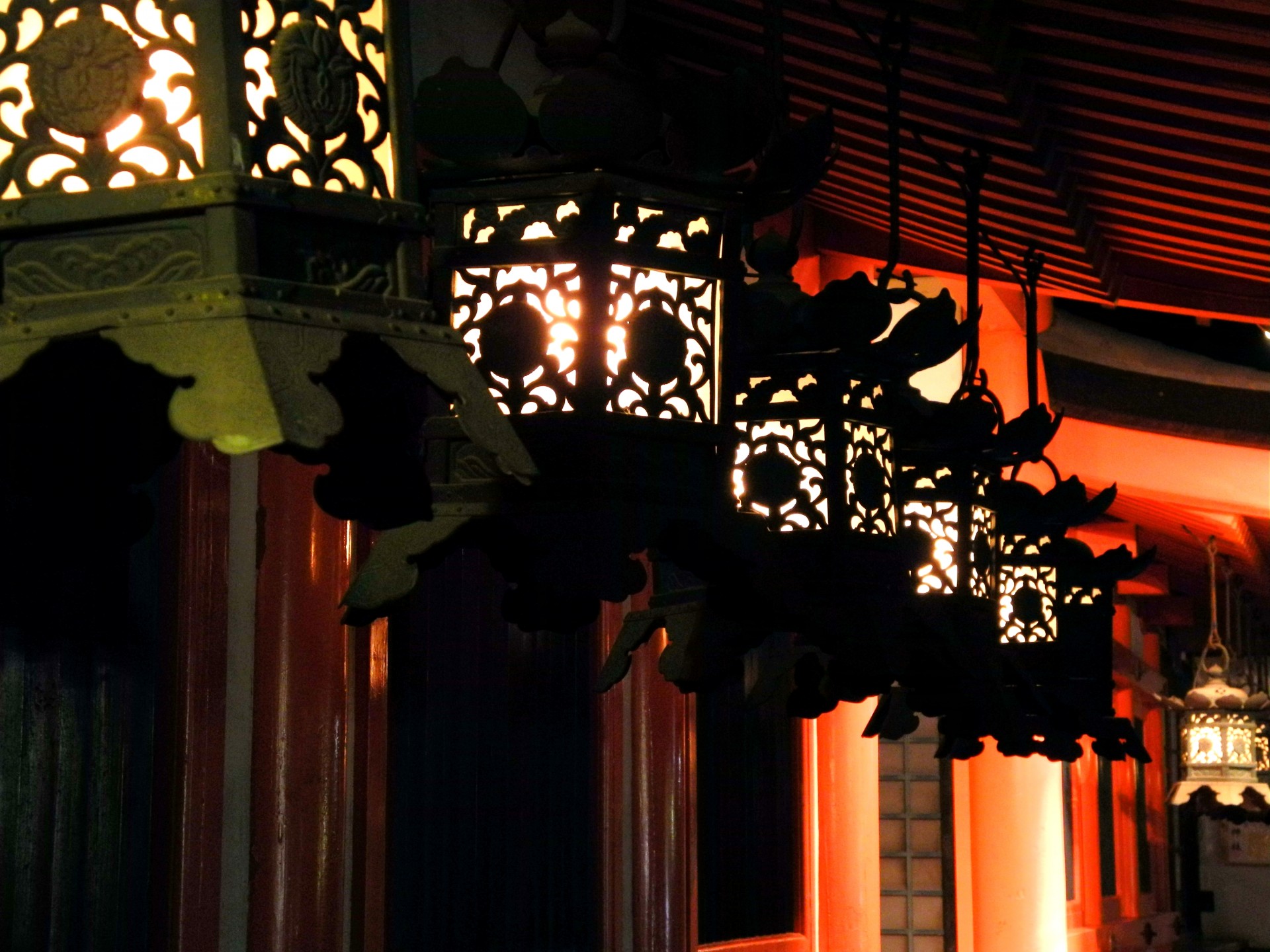 lantern kasuga shrine night free photo