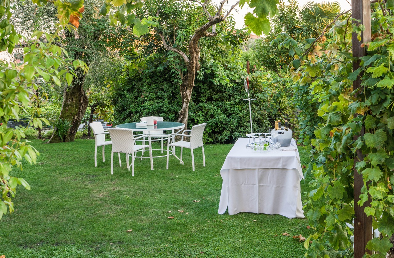 garden party tables nature free photo